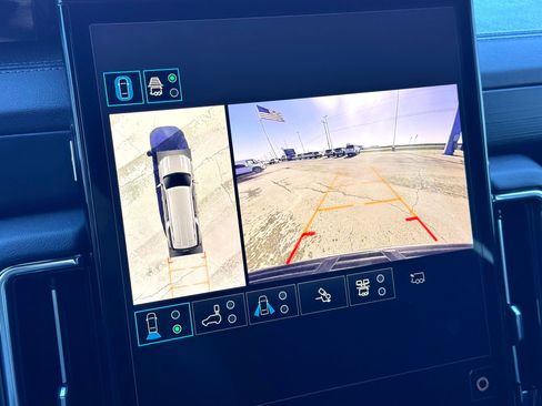 Used 2025 GMC Yukon XL Denali w/ Denali Reserve Package image 34