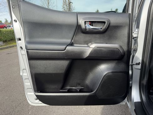 Used 2021 Toyota Tacoma TRD Off-Road image 27