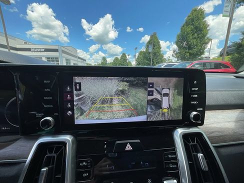 Used 2021 Kia Sorento SX Prestige AWD/4WD image 18