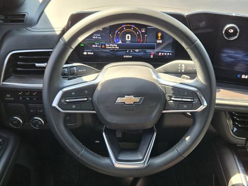 Used 2025 Chevrolet Tahoe LT RWD image 14