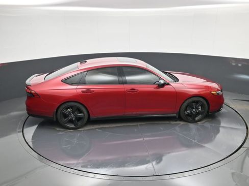 Used 2024 Honda Accord Sport image 32