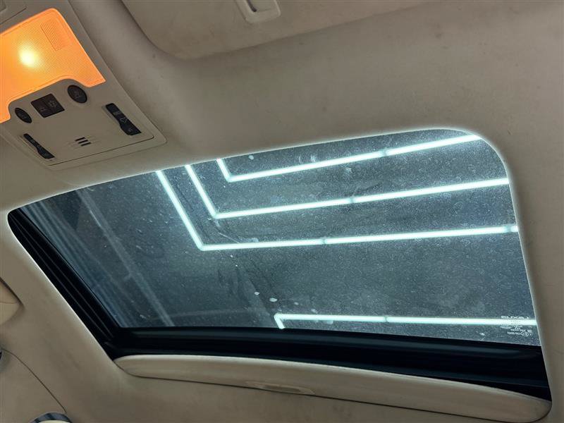 Used 2015 Lexus ES 350 w/ Premium Package FWD image 14