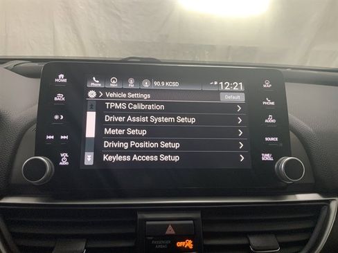 Used 2019 Honda Accord Touring image 36