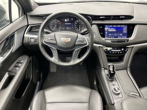 Certified 2025 Cadillac XT5 Premium Luxury image 15