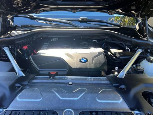Used 2024 BMW X3 xDrive30i image 11