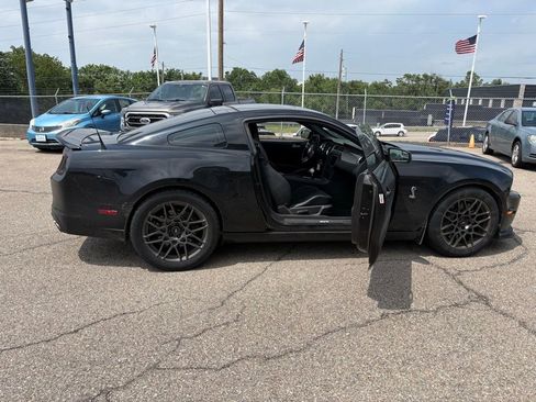 Used 2014 Ford Mustang Shelby GT500 w/ Equipment Group 821A RWD image 8