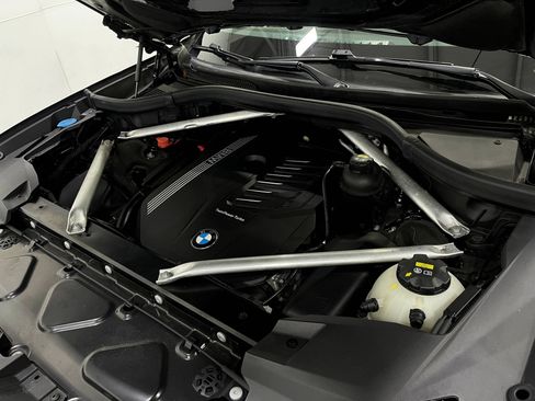 Used 2019 BMW X7 xDrive40i w/ Premium Package AWD/4WD image 28