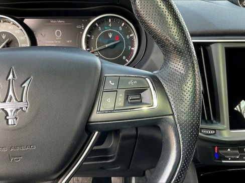 Used 2022 Maserati Levante GT image 12