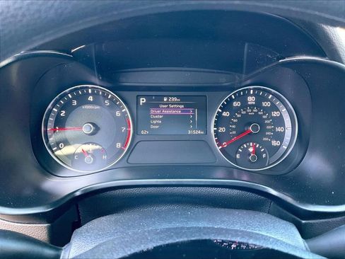 Used 2024 Kia Forte LXS FWD image 23