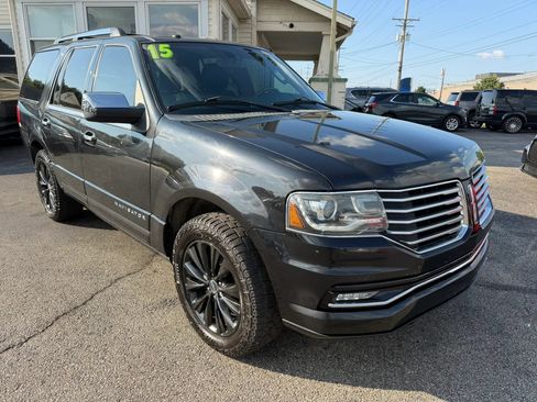 Used 2015 Lincoln Navigator 4WD image 5
