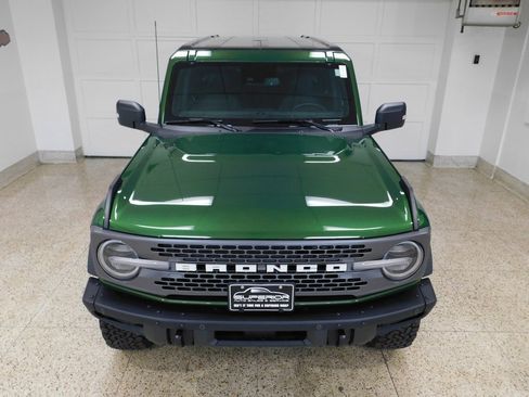 Used 2024 Ford Bronco Badlands image 14