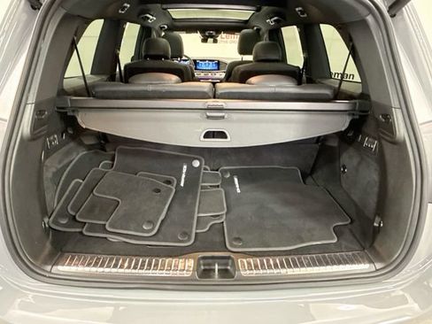 Used 2024 Mercedes-Benz GLS 580 4MATIC image 27