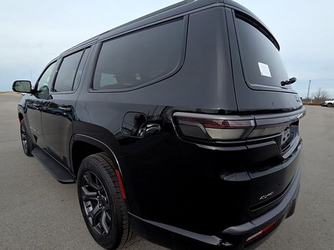 New 2026 Jeep Grand Wagoneer Limited image 6