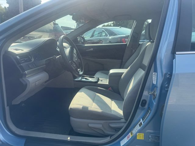 Used 2014 Toyota Camry LE FWD image 8