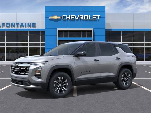 New 2026 Chevrolet Equinox LT image 2