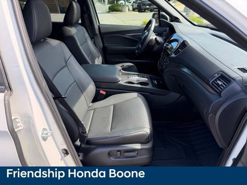 Used 2025 Honda Passport EX-L image 52