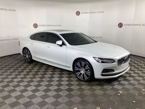 Certified 2023 Volvo S90 B6 Plus w/ Protection Package Premier image 3