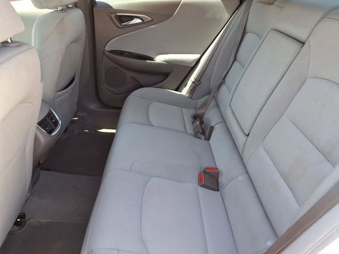 Used 2024 Chevrolet Malibu LT FWD image 12