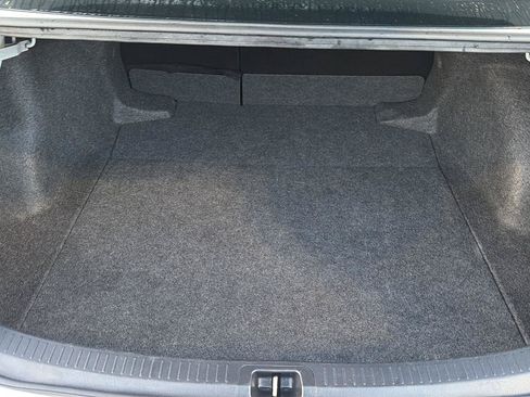 Certified 2025 Toyota Corolla LE FWD image 31