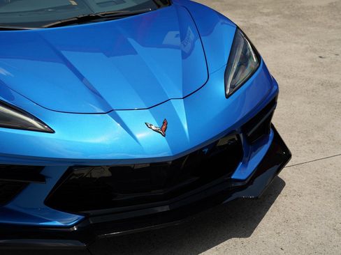 Used 2024 Chevrolet Corvette Stingray Preferred Conv w/ Battery Protection Package RWD image 3
