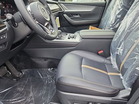 New 2026 MAZDA CX-70 3.3 Turbo w/ Premium Plus Pkg image 19