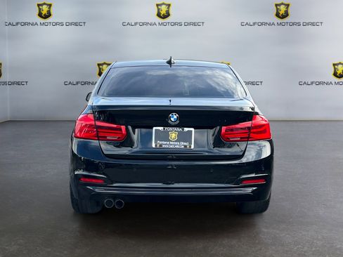 Used 2017 BMW 330i Sedan RWD image 4