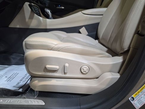 Used 2016 Buick Envision Premium AWD/4WD image 14
