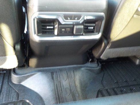 Used 2019 GMC Sierra 1500 AT4 w/ AT4 Premium Package AWD/4WD image 26