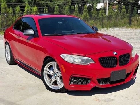 Used 2015 BMW M235i xDrive Coupe image 2
