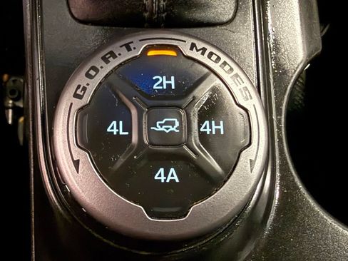 Used 2022 Ford Bronco Wildtrak AWD/4WD image 41