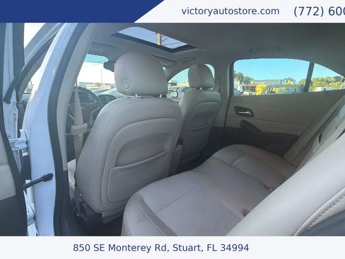 Used 2013 Chevrolet Malibu Eco w/ Power Convenience Package FWD image 4