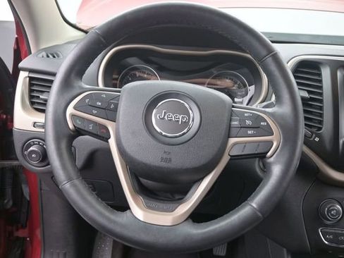 Used 2016 Jeep Cherokee Limited AWD/4WD image 27