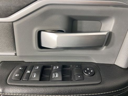 Used 2021 RAM 2500 Big Horn image 25