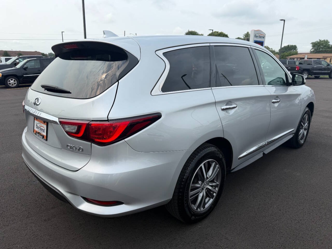 Used 2020 INFINITI QX60 Pure AWD/4WD image 5