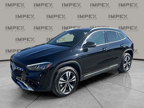 Used 2025 Mercedes-Benz GLA 250 image 1