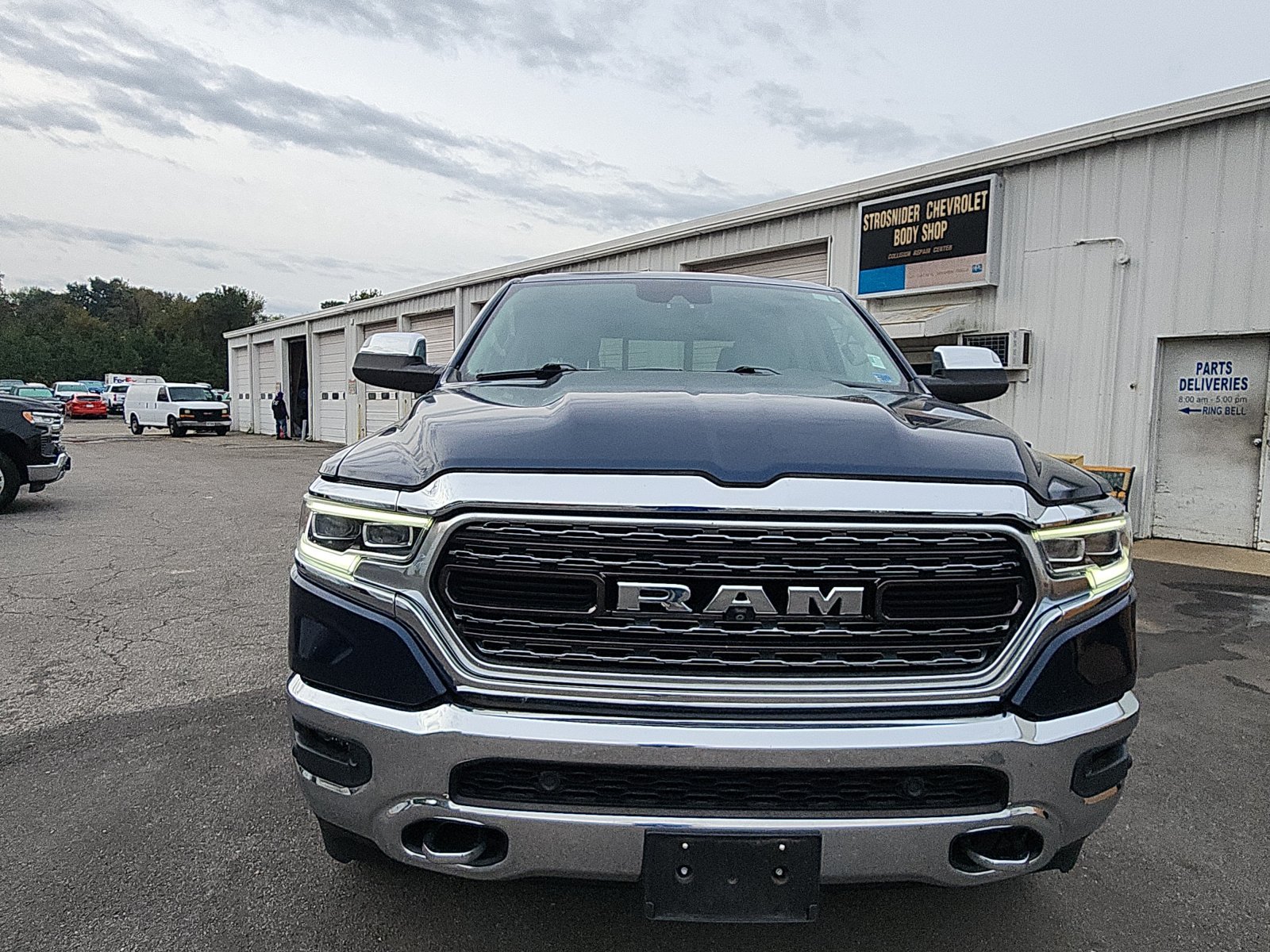 Used 2022 RAM 1500 Limited AWD/4WD image 8