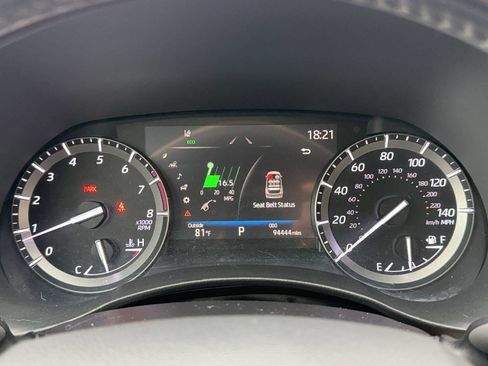 Used 2021 Toyota Highlander XLE FWD image 23