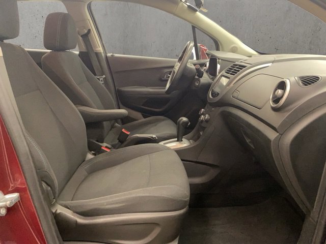 Used 2016 Chevrolet Trax LS AWD/4WD image 20