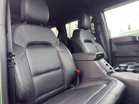 New 2025 Ford Bronco Outer Banks image 34