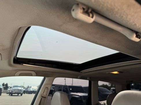 Used 2010 Subaru Forester 2.5XT Limited image 22