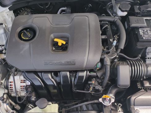 Certified 2023 Kia Forte LXS image 25
