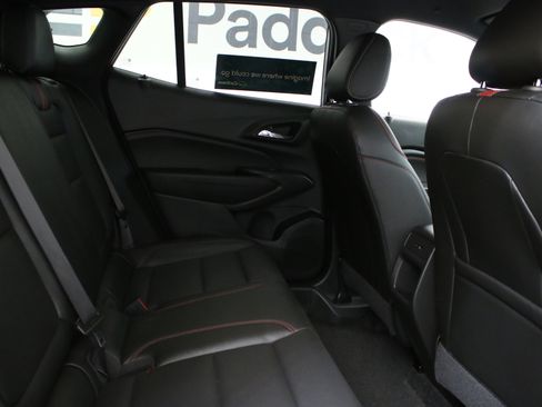 Used 2024 Chevrolet Trax RS w/ Driver Confidence Package FWD image 26