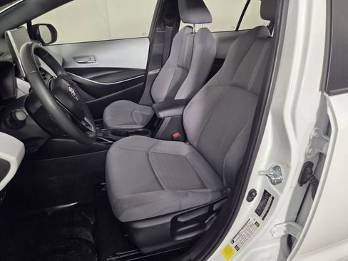 Used 2025 Toyota Corolla FX w/ Convenience Package FWD image 12