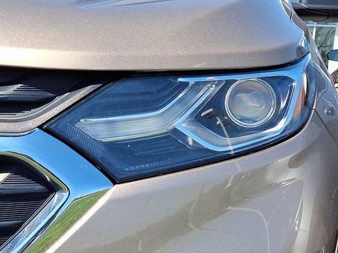 Used 2018 Chevrolet Equinox LS image 8