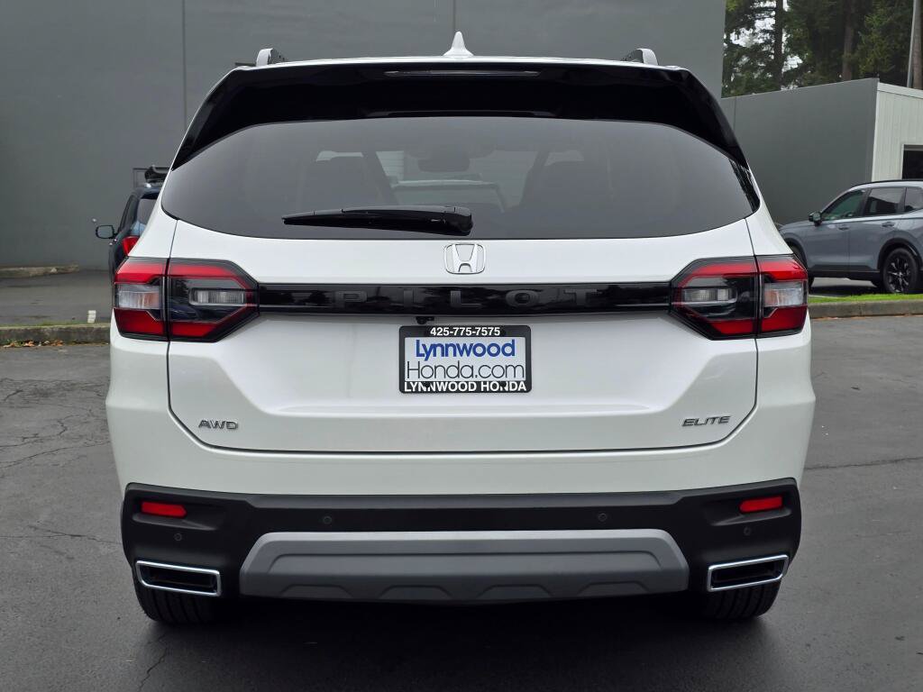 Certified 2024 Honda Pilot Elite image 14