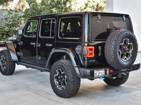 Used 2023 Jeep Wrangler Unlimited Rubicon 4xe w/ Steel Bumper Group image 4