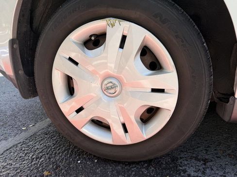 Used 2011 Nissan Versa 1.8 S w/ PWR Plus Pkg image 23