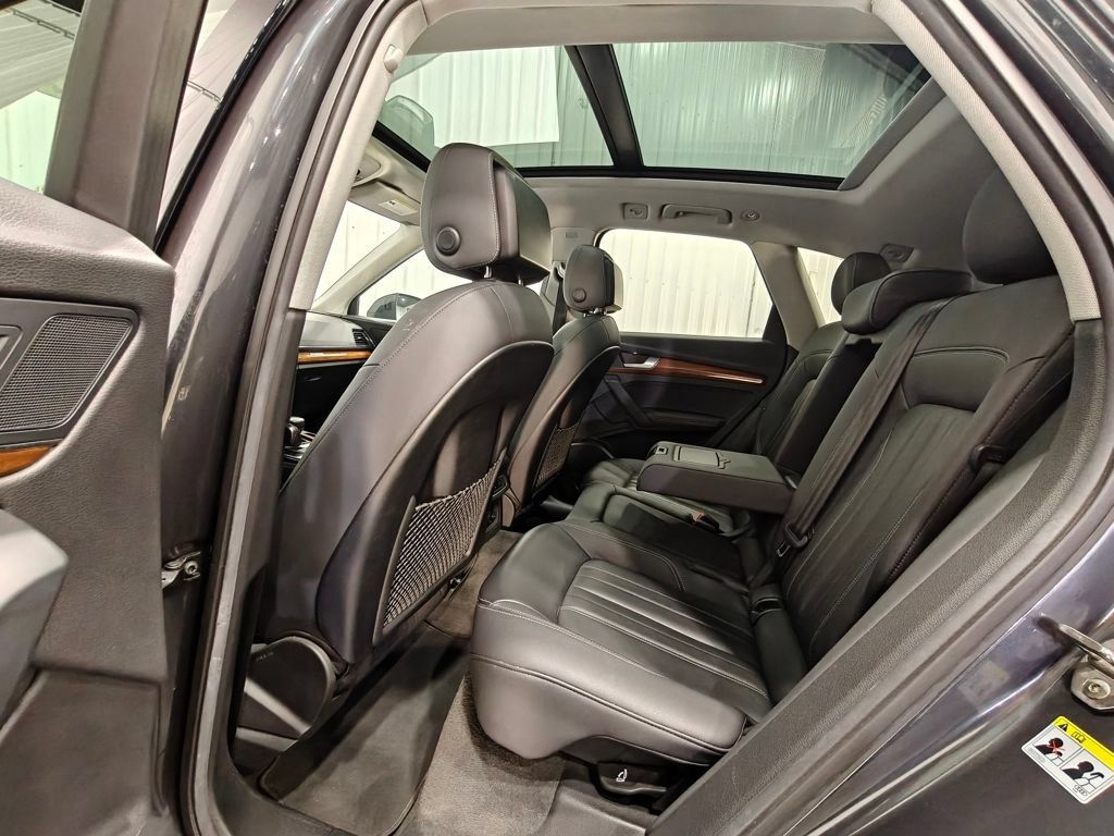 Used 2021 Audi Q5 2.0T Premium Plus AWD/4WD image 28