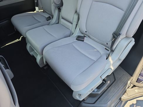 Used 2020 Honda Odyssey EX image 15