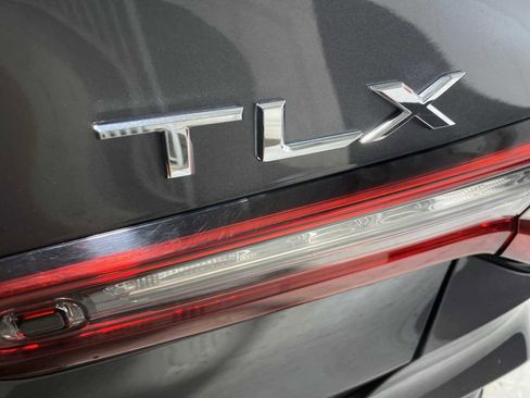 Used 2023 Acura TLX image 7